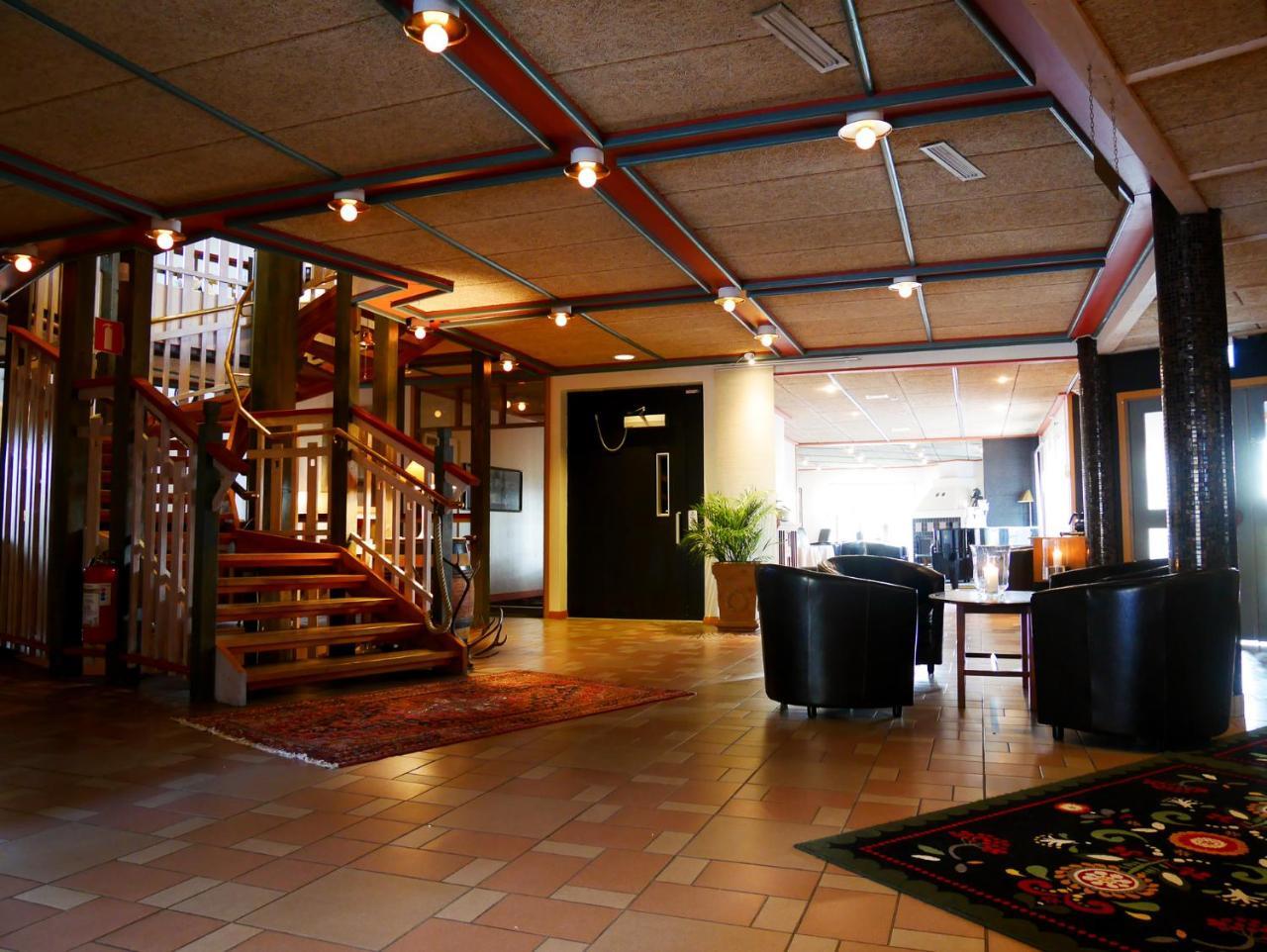 Villa Gladtjaern Smedjebacken Luaran gambar